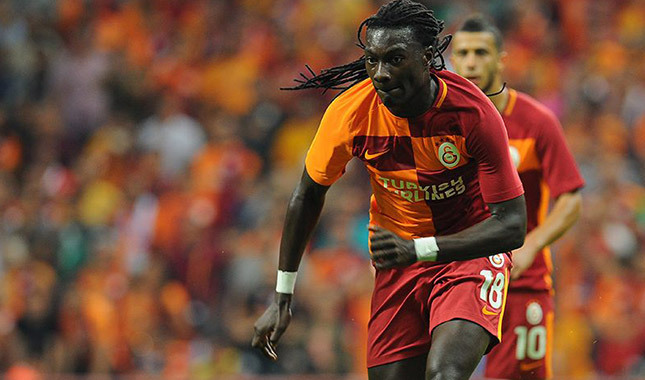 Bafetimbi Gomis'ten Fenerbahçe göndermesi