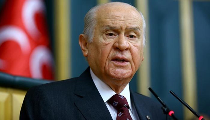 Bahçeli'den Bülent Arınç'a tepki: Siyaseti tıkıyor