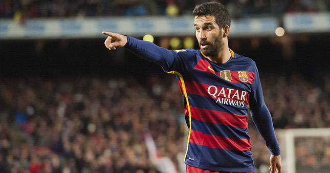 Barça Arda Turan'ı satış listesine koydu