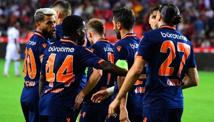 Başakşehir zorlansa da kazanmayı bildi