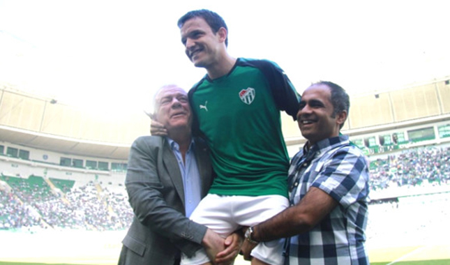 Batalla, Bursaspor'dan ayrıldı