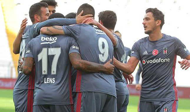 Beşiktaş 9-0 Manisaspor maçın özeti ve golleri İZLE