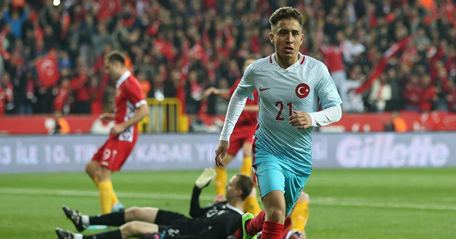 Beşiktaş Emre Mor'u kiralayabilir
