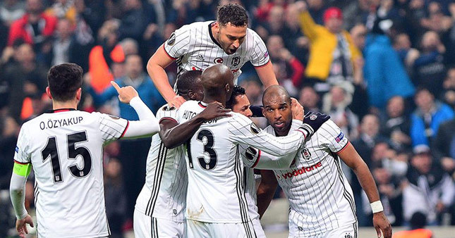 Beşiktaş Lyon'u sürprizle vuracak