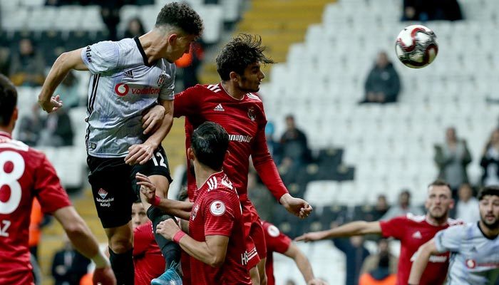 Beşiktaş farklı kazandı! Tur şansı Erzincan'a kaldı