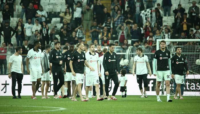 Beşiktaş taraftarı Abdullah Avcı'yı istemiyor