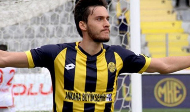 Beşiktaş'ın yeni transferi Umut Nayir kimdir aslen nerelidir kaç yaşında?