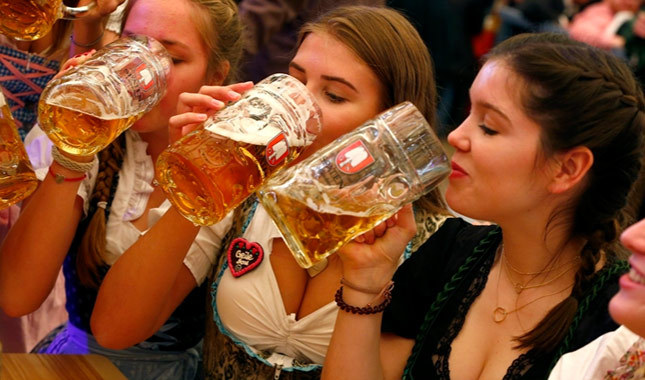 Bira festivali Oktoberfest başladı