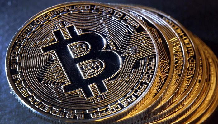 Bitcoin'in düşüşü başladı