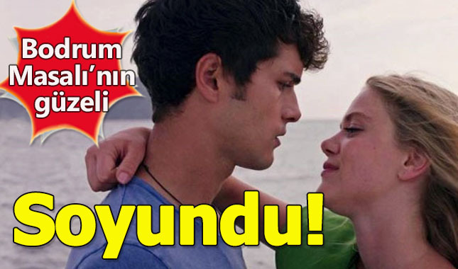 Bodrum Masalı'nın güzeli çıplak fotoğrafını paylaştı