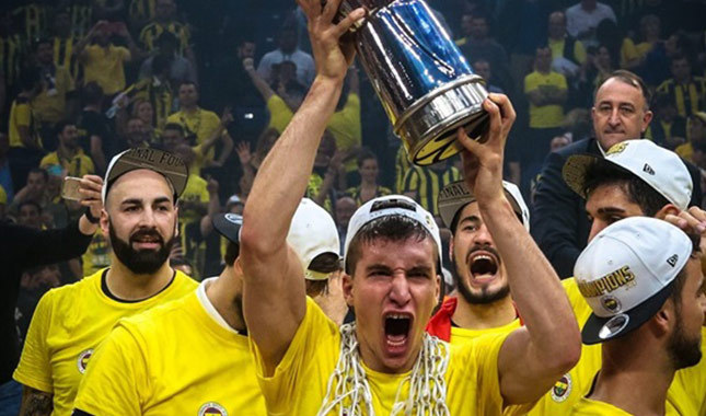 Bogdanoviç, Fenerbahçe'ye veda etti