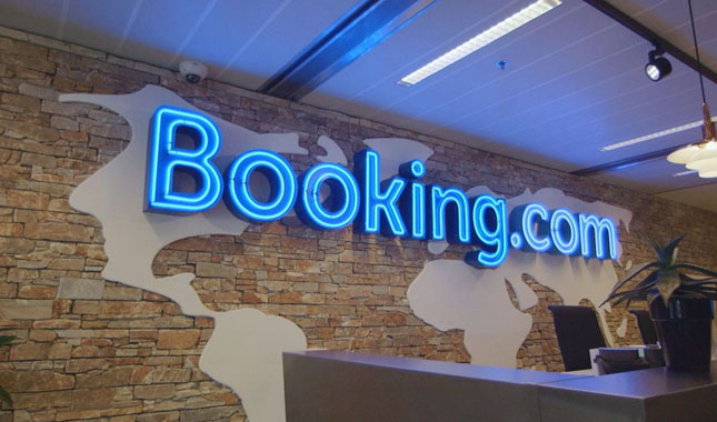 Booking.com'dan açıklama: Yakında dönebiliriz