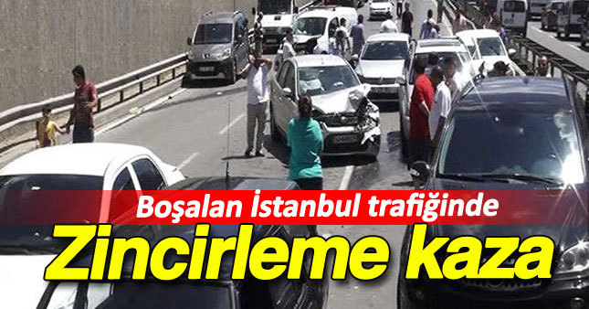 Boş İstanbul trafiğinde 15 araç birbirine girdi