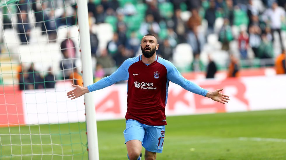 Burak Yılmaz sakat sakat mı oynatıldı