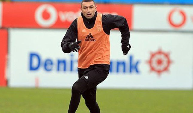 Burak Yılmaz'ın forma numarası belli oldu