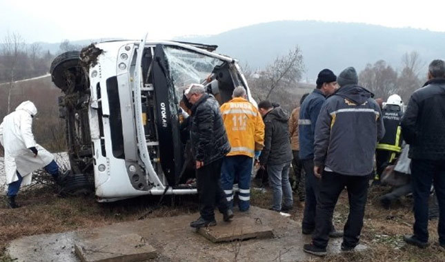 Bursa'da cenaze dönüşü kaza: 19 yaralı