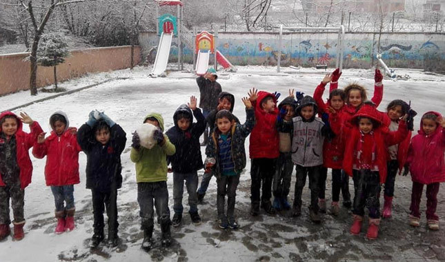 Bursa'da okullar tatil mi 28 aralık CUMA kar tatili var mı yok mu?