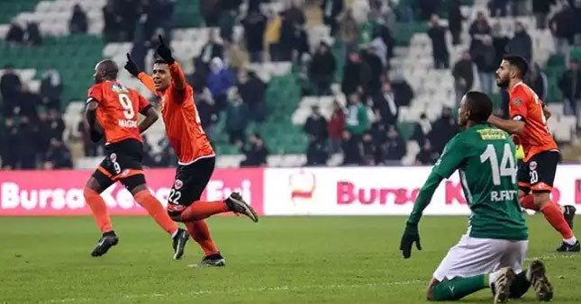 Bursaspor 0-1 Adanaspor (Maç Özeti)