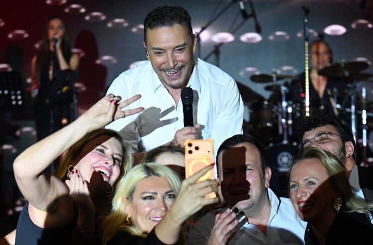 CENK EREN: SAHNEDEN GEÇEN 30 YIL
