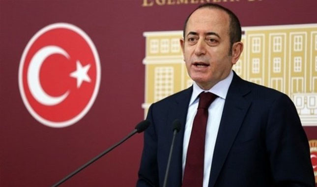 CHP Genel Sekreteri Akif Hamzaçebi kimdir | Nereli | Kaç Yaşında | Önceden görevi neydi | Siyasi kariyeri | Biyografisi