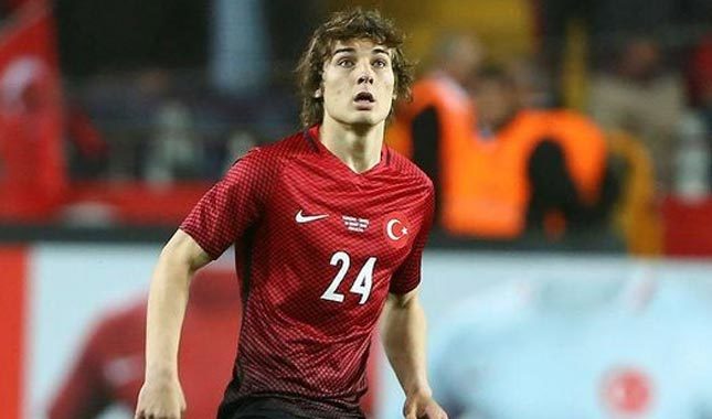 Çağlar Söyüncü İngiliz devine transfer oldu