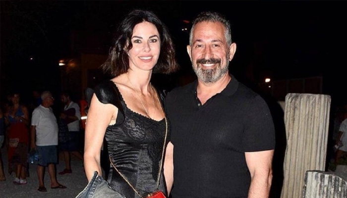 Cem Yılmaz'ın hem ilişkisi ve hem de filmi kötü gidiyor