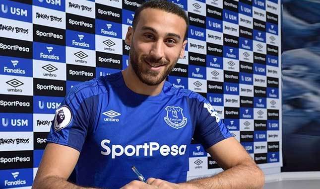 Cenk Tosun Everton'a imzayı attı