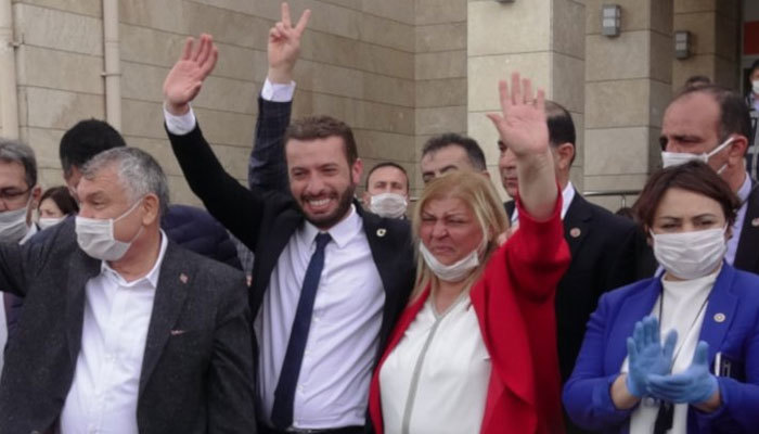 Ceyhan'ın yeni başkanı CHP'li Hülya Erdem oldu