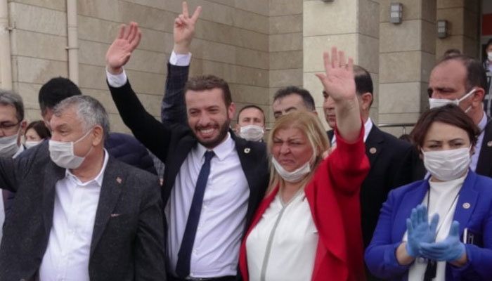 Ceyhan'ın yeni başkanı CHP'li Hülya Erdem oldu