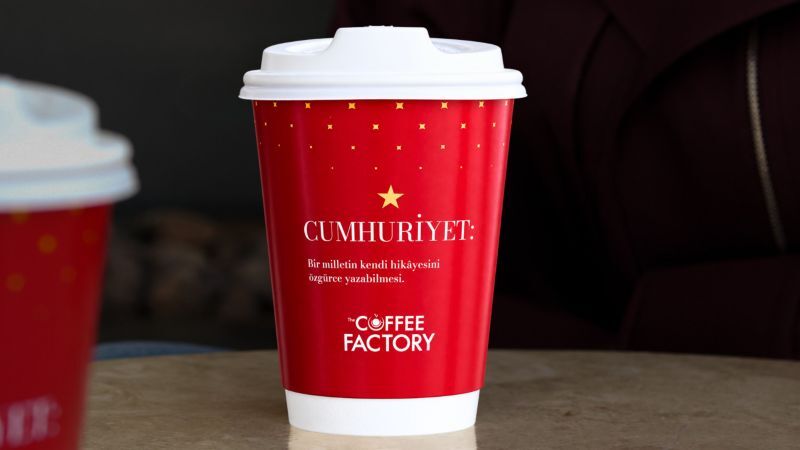 Coffee Factory'den 29 Ekim'e Özel Cumhuriyet bardakları