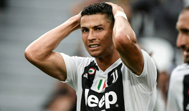Cristiano Ronaldo'ya İtalya'da şok!