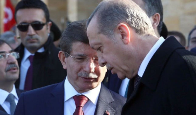 Cumhurbaşkanı Erdoğan'a, Davutoğlu'ndan toplum eleştirisi 