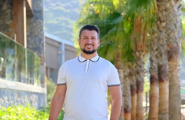 Deneyimli turizm yöneticisi Caner Cabbar'dan sektöre çağrı