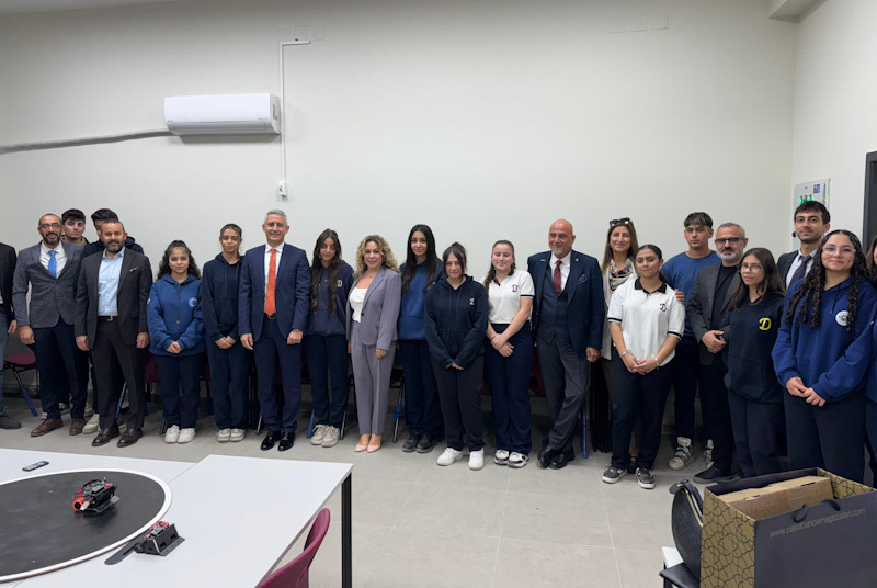 Deprem bölgesindeki gençlere fırsat eşitliği için teknoloji desteği