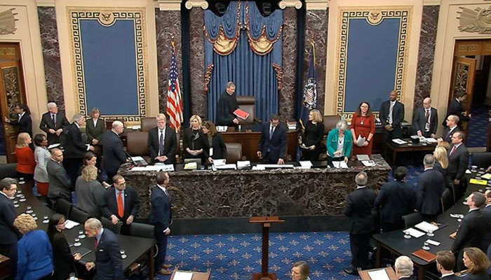 Donald Trump, Senato'daki azil oylamasında aklandı