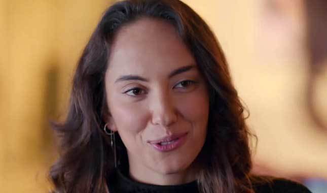 Duygu Sarışın kimdir nereli kaç yaşında? (Çağatay Ulusoy'un sevgilisi)