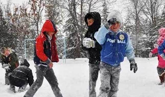 Edirne'de yarın okullar tatil mi 27 Şubat 2018 Salı - Valilikten resmi açıklama