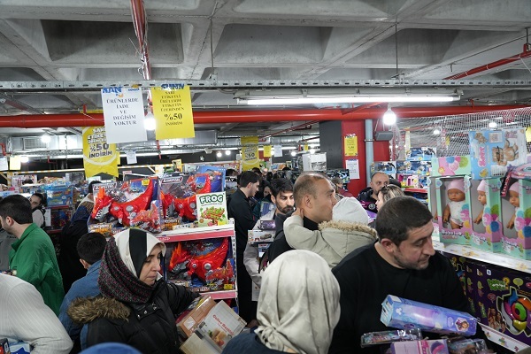 Efsanevi ‘Starcity Outlet Garaj Günleri' Başladı