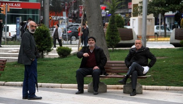 Elazığ'da 'evde kalın' çağrıları dikkate alınmadı