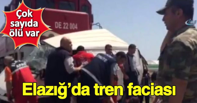 Elazığ'da yolcu treni ile minibüs çarpıştı