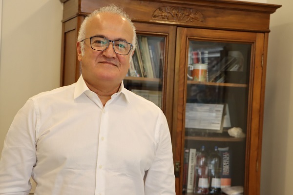 Elektronik Sigarada Görünmeyen Tehlike: Soluduğunuz Sadece Buhar Değil
