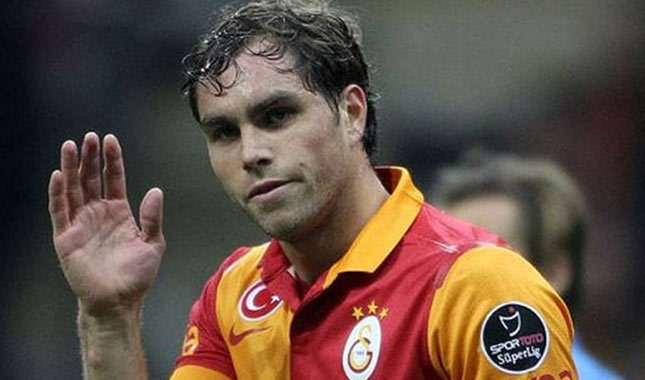 Elmander futbol kariyerini sonlandırdı