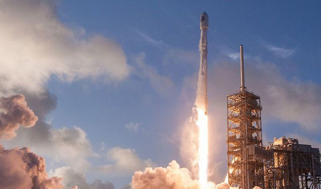 Elon Musk İyonosferde dev bir delik açmış! (İyonosfer Nedir?)