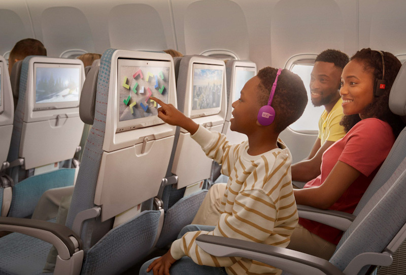 Emirates'ten aile dostu ekonomi sınıfı deneyimi