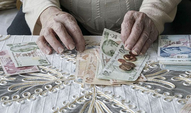 En düşük emekli maaşı asgari ücret kadar olacak