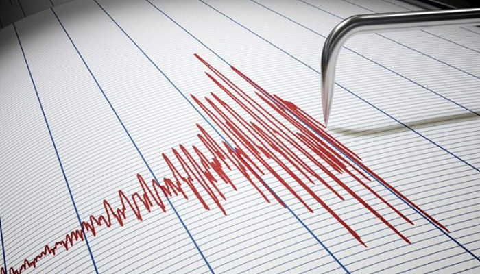 Endonezya'da 6 büyüklüğünde deprem meydana geldi