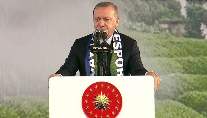 Erdoğan: Sigarada tek tip pakete geçiyoruz