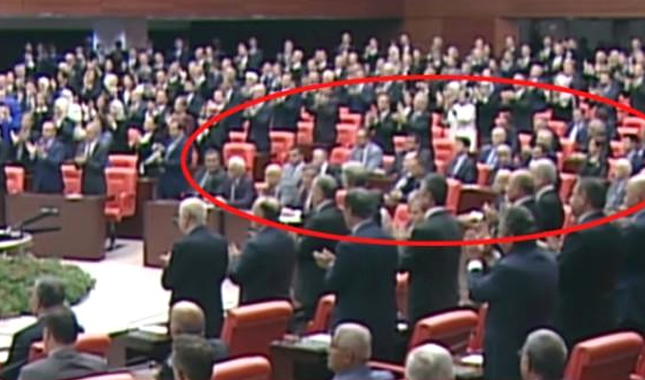 Erdoğan, yemin töreninde ayağa kalkmayan CHP ve HDP'ye tepki gösterdi