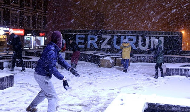 Erzurum'da okullar tatil mi 17 aralık pazartesi okul var mı yok mu?