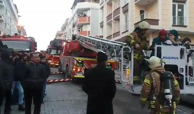 Esenyurt'ta 5 katlı binada yangın paniği